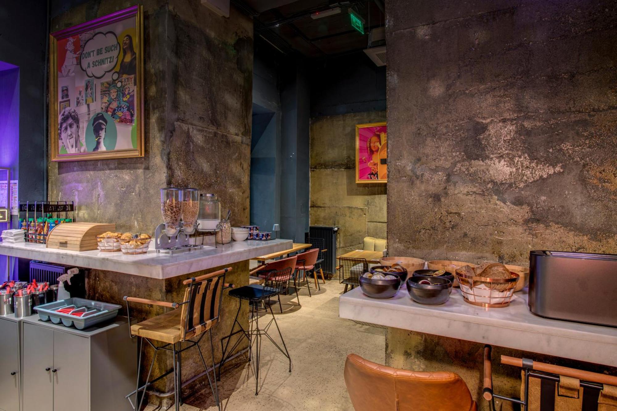 Hotel Forty One Bucureşti Ngoại thất bức ảnh